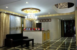 Reception - Hotel White Palace (Tbilisi)