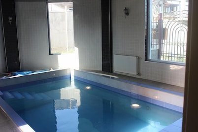 Hotel White Palace