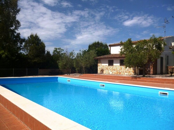 Piscine extérieure