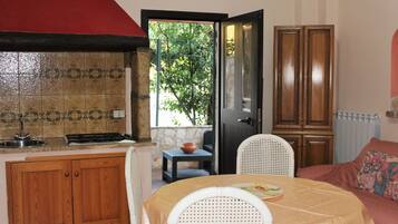 Apartment | Private kitchen | Fridge, stovetop, cookware/dishes/utensils