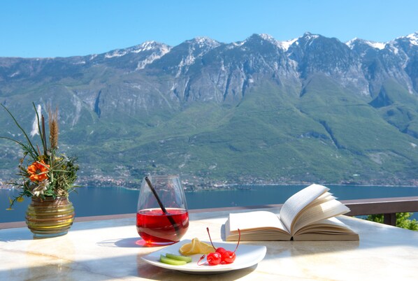 View from property - Village Hotel Lucia (Tremosine)