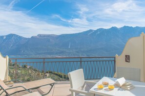 Superior Double Room | In-room safe, desk, free WiFi - Village Hotel Lucia (Tremosine)