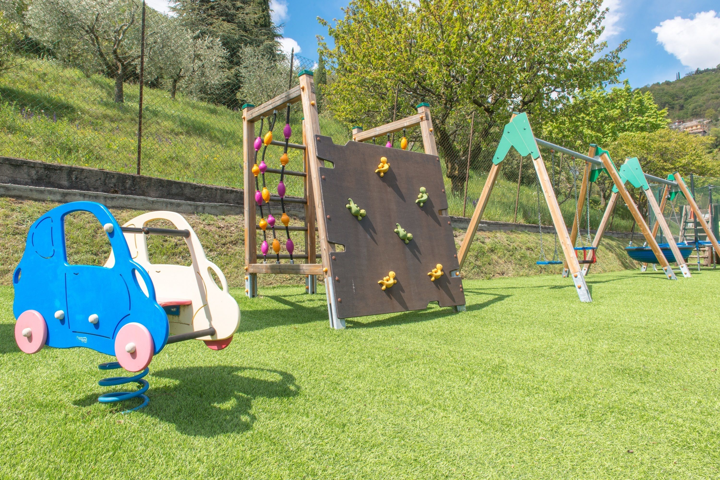 children’s play area – outdoor