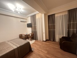 Deluxe kamer | Geluiddichte muren, gratis wifi, beddengoed