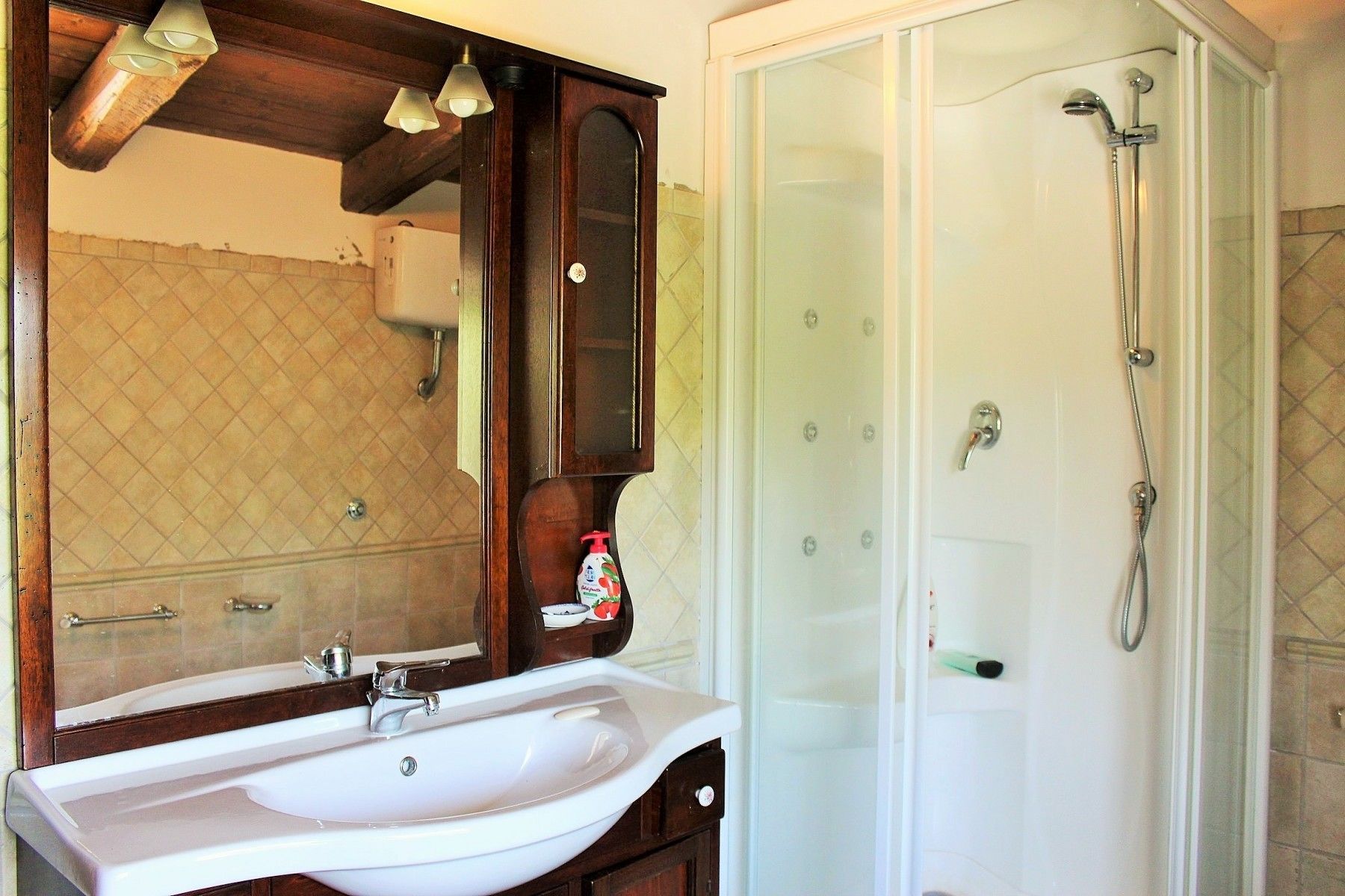 House, 2 Bedrooms | Bathroom | Shower, hair dryer, towels