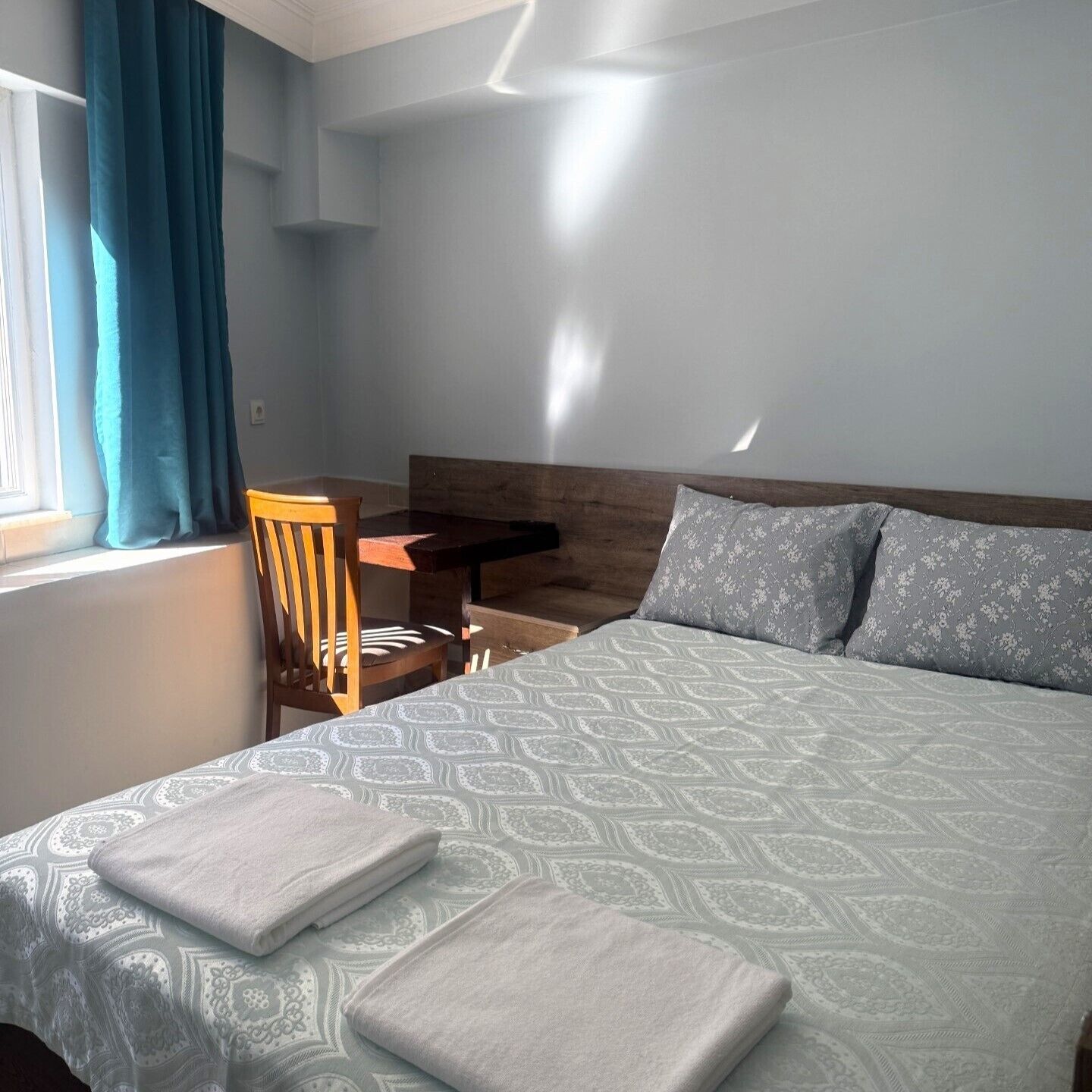 Double Room | Free WiFi, bed sheets