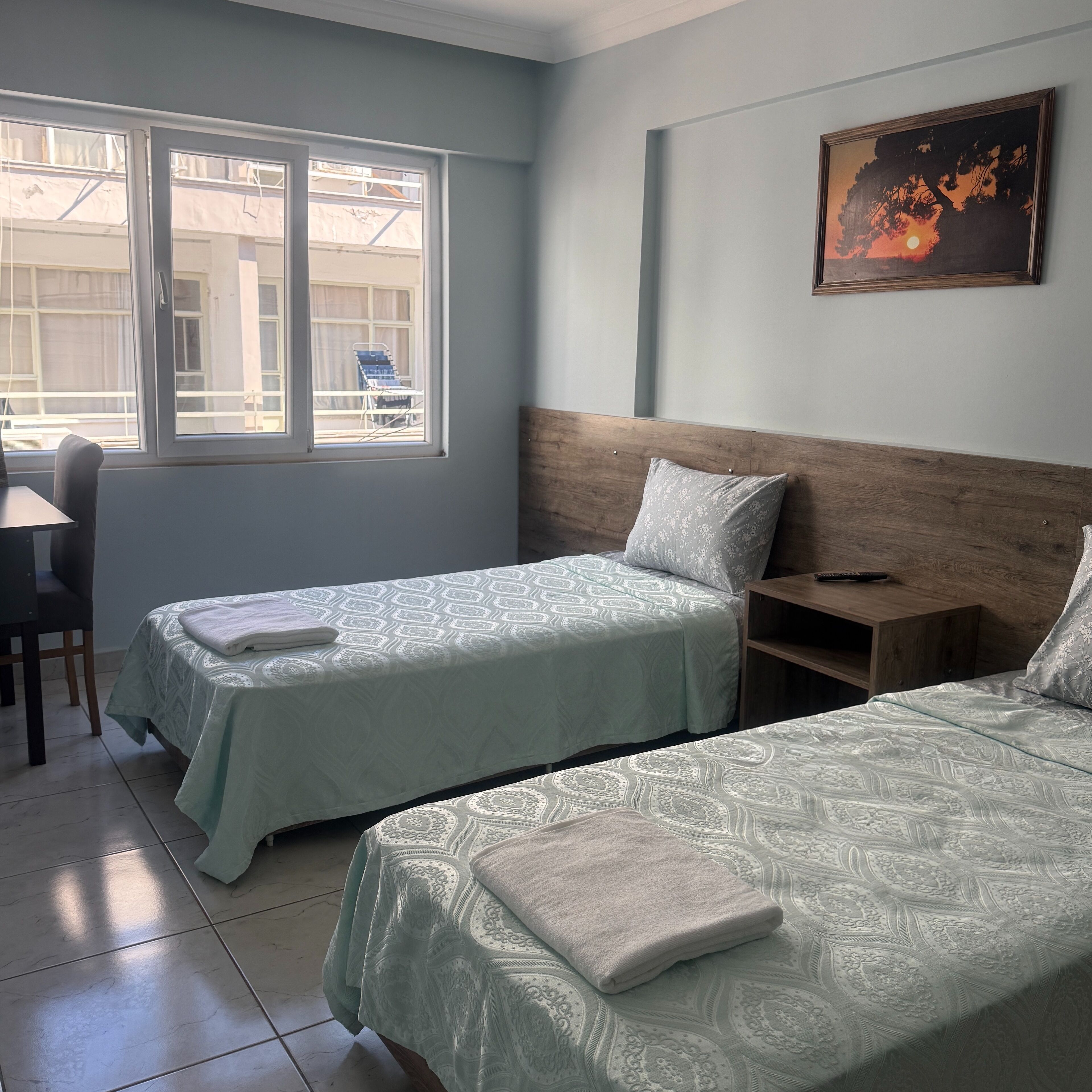 Twin Room | Free WiFi, bed sheets