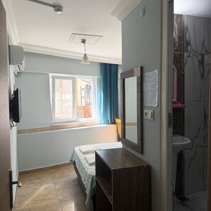 Chambre Double | Wi-Fi gratuit, draps fournis