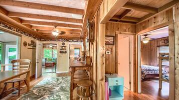 House, 2 Bedrooms | 2 bedrooms, iron/ironing board, free WiFi, bed sheets