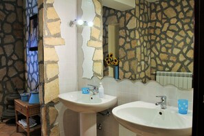 Apartment | Badezimmer