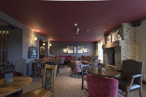 Serves lunch and dinner - Owl, Hambleton by Marston's Inns (Selby)