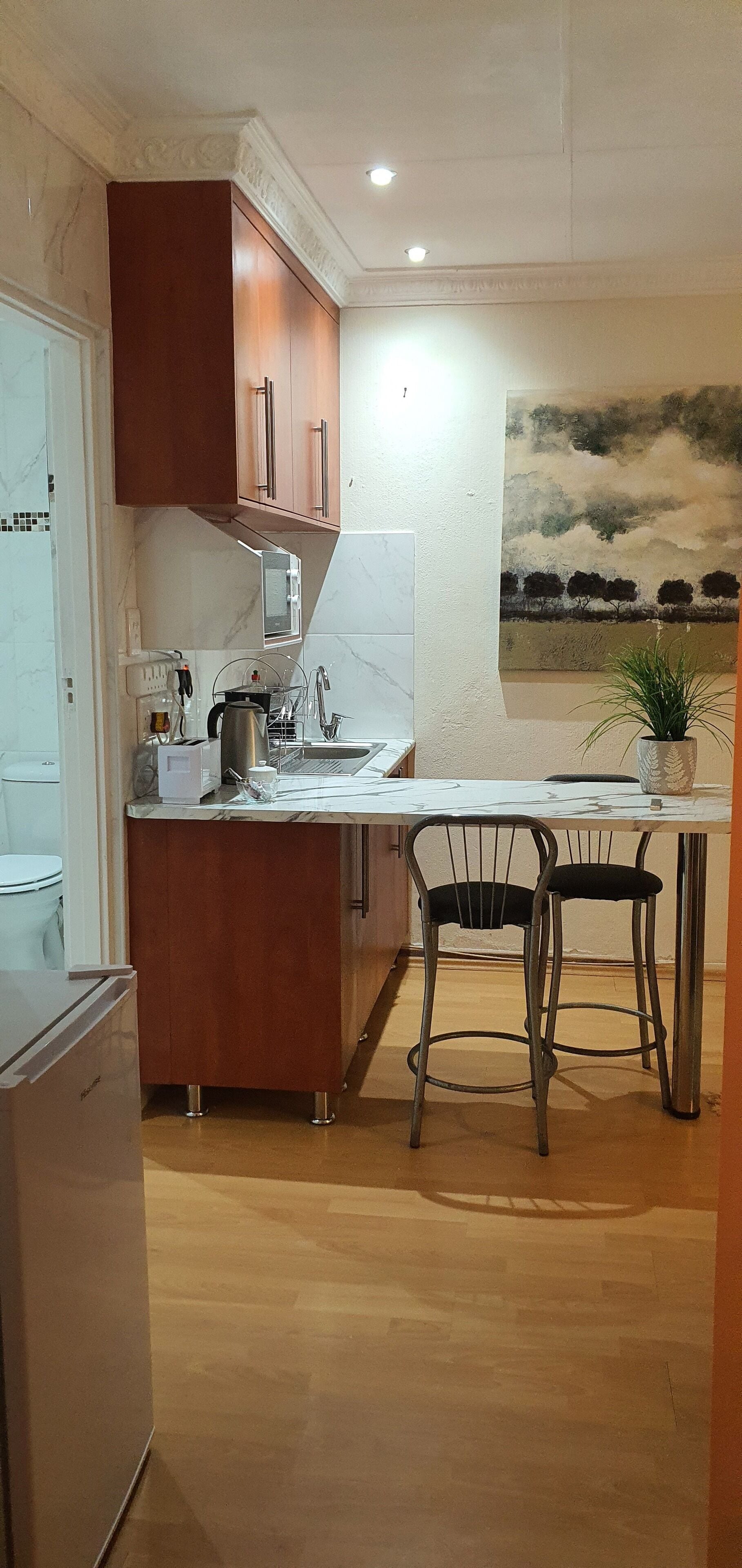 deluxe double room (protea suite) | egyptian cotton sheets, premium bedding, iron/ironing board, free wifi