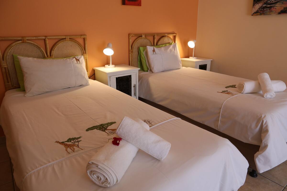 2 bedrooms, premium bedding, Select Comfort beds, in-room safe