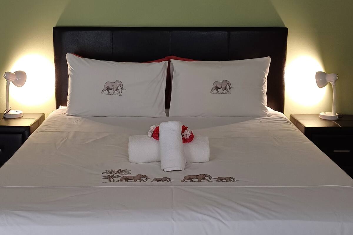 Comfort Double Room | Premium bedding, Select Comfort beds, in-room safe, desk