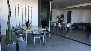 Unclassified image, 3 of 64, button - Bayview Guest House (Cape Town)