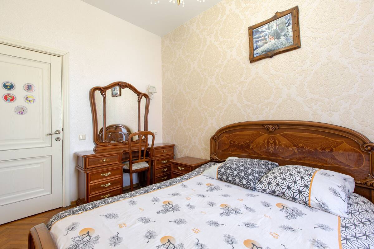 Standard-Doppelzimmer (1) | Zimmersafe, Verdunkelungsvorhänge, Bügeleisen/Bügelbrett