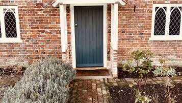 EntrĂ©e de lâhĂ©bergement