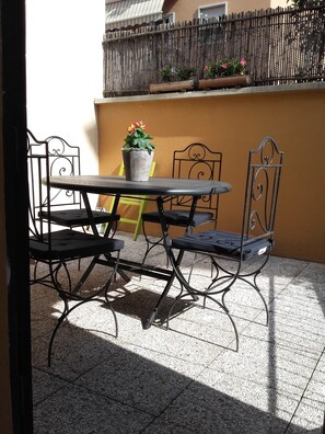 Appartamento, 2 camere da letto | Terrazza/patio