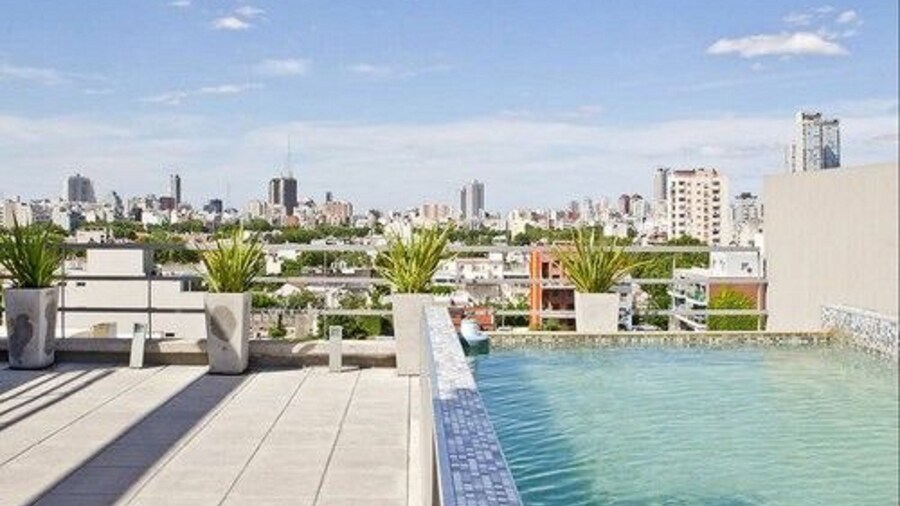 BA Hollywood Apartments