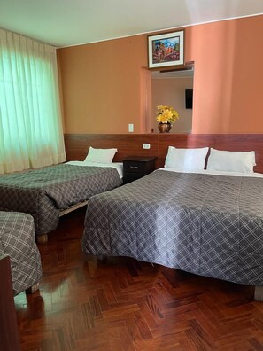 Soundproofing, free WiFi, bed sheets - Posada de Belén (Arequipa)
