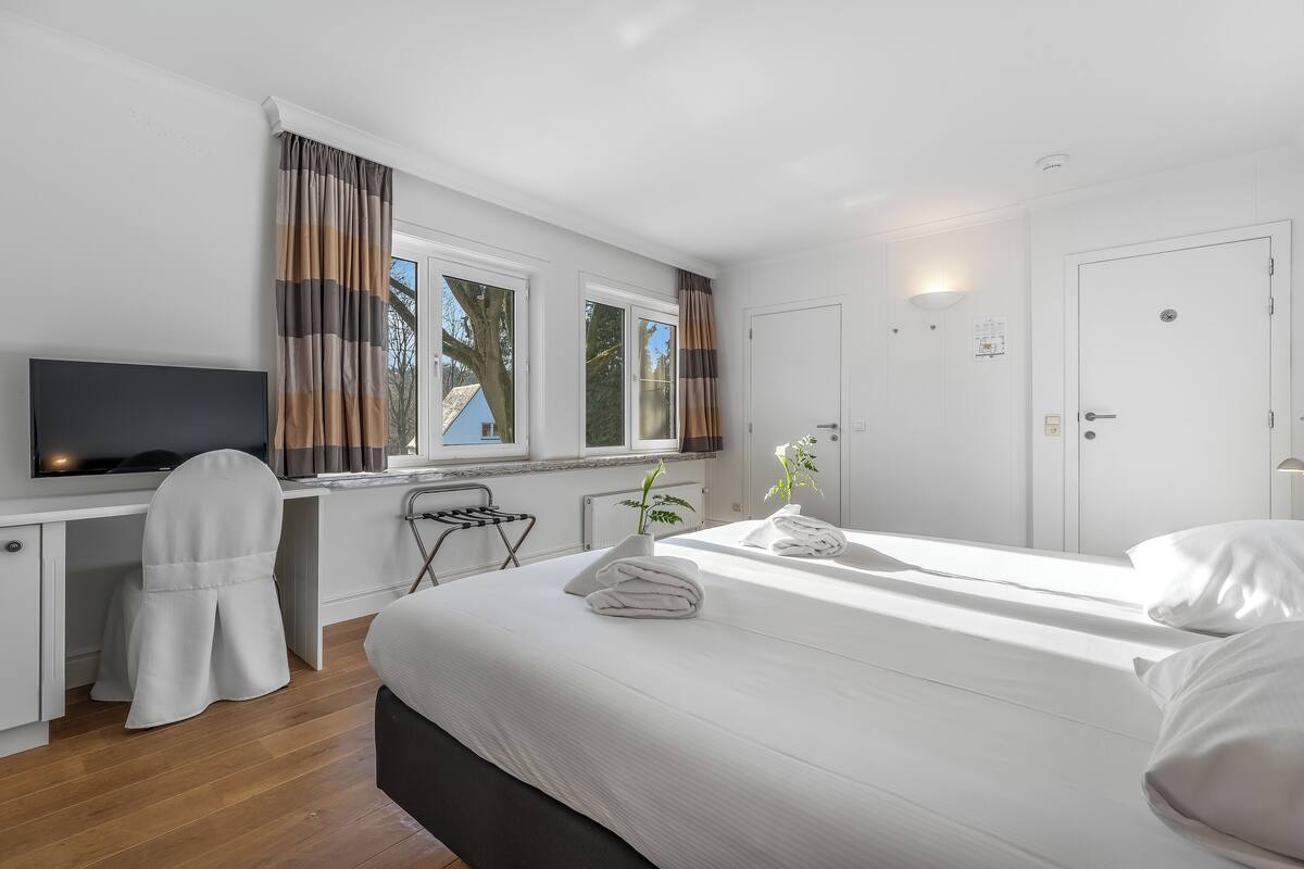 standard double or twin room | desk, free wifi