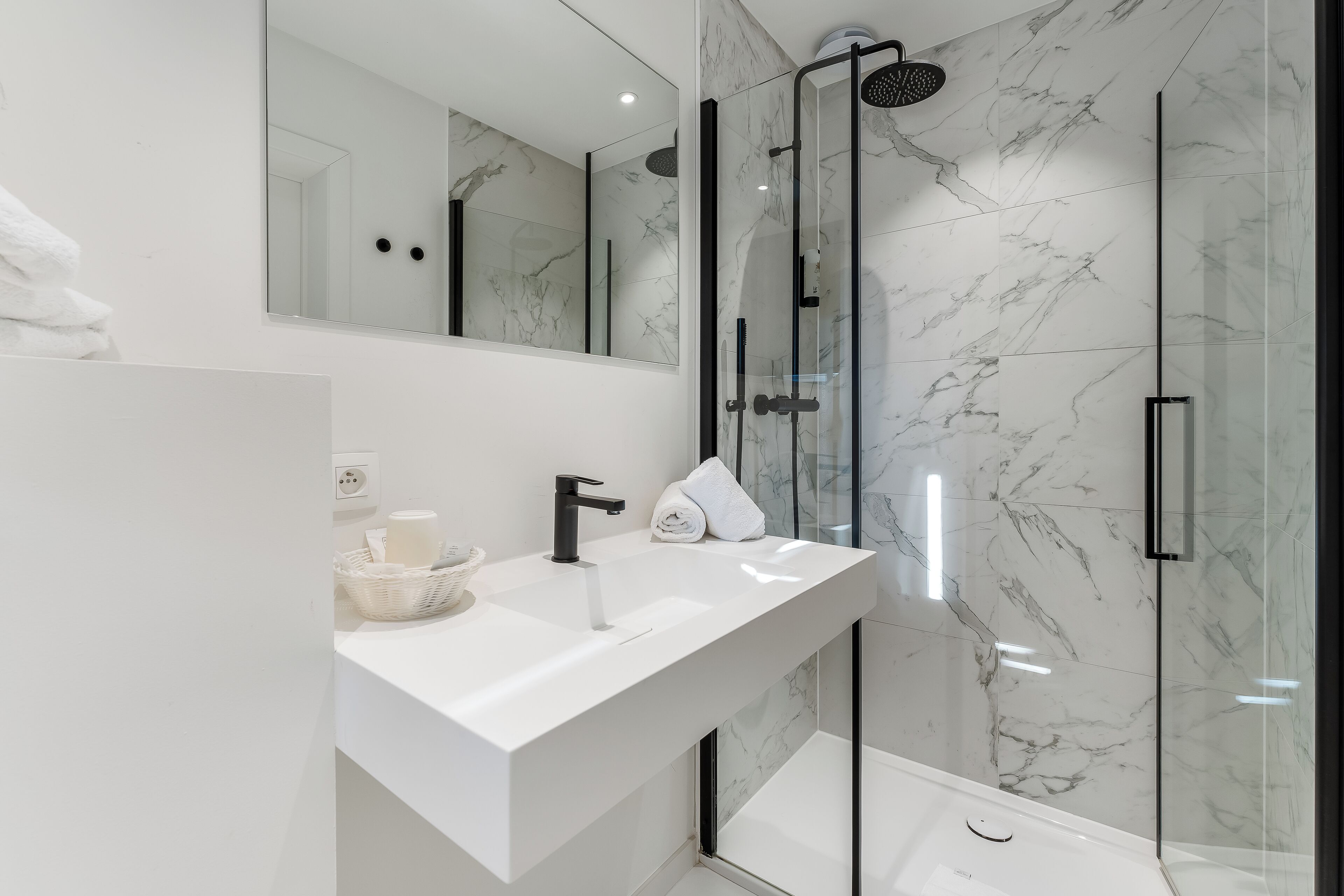 standard double or twin room | desk, free wifi