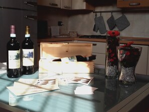 Studio | Private kitchen | Stovetop, cookware/dishes/utensils - Verona4rent Tommaso (Verona)