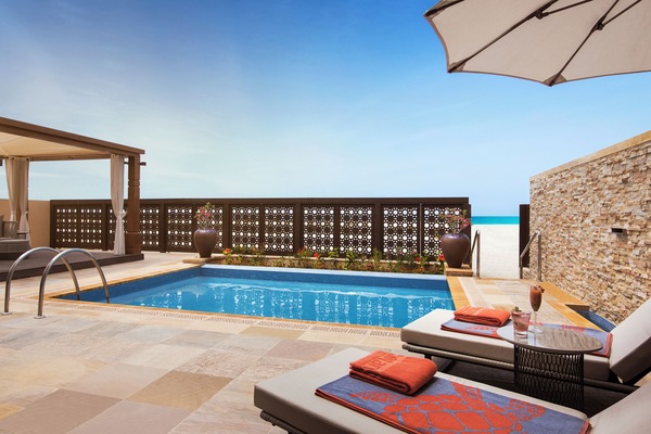 Villa, 2 Schlafzimmer, eigener Pool (Beach) | Innen-/Außenpool | Außenpool, geöffnet von 07:00 Uhr bis 18:00 Uhr, Cabañas (kostenlos)
