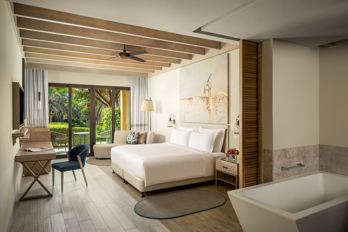 Hypo-allergenic bedding, down duvets, pillow-top beds, minibar