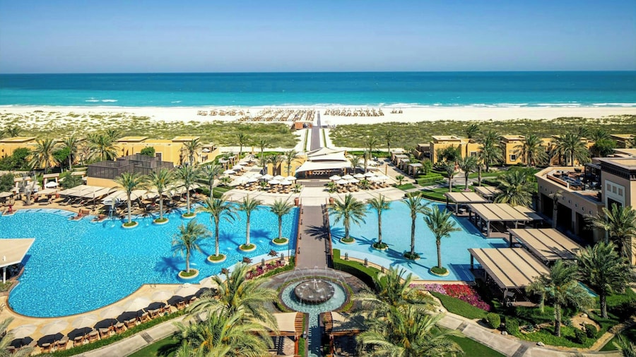 Saadiyat Rotana Resort and Villas