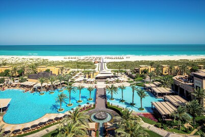 Saadiyat Rotana Resort and Villas