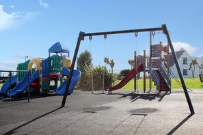 Maison Supérieure, accessible aux personnes à mobilité réduite, salle de bains attenante | Espace pour enfants