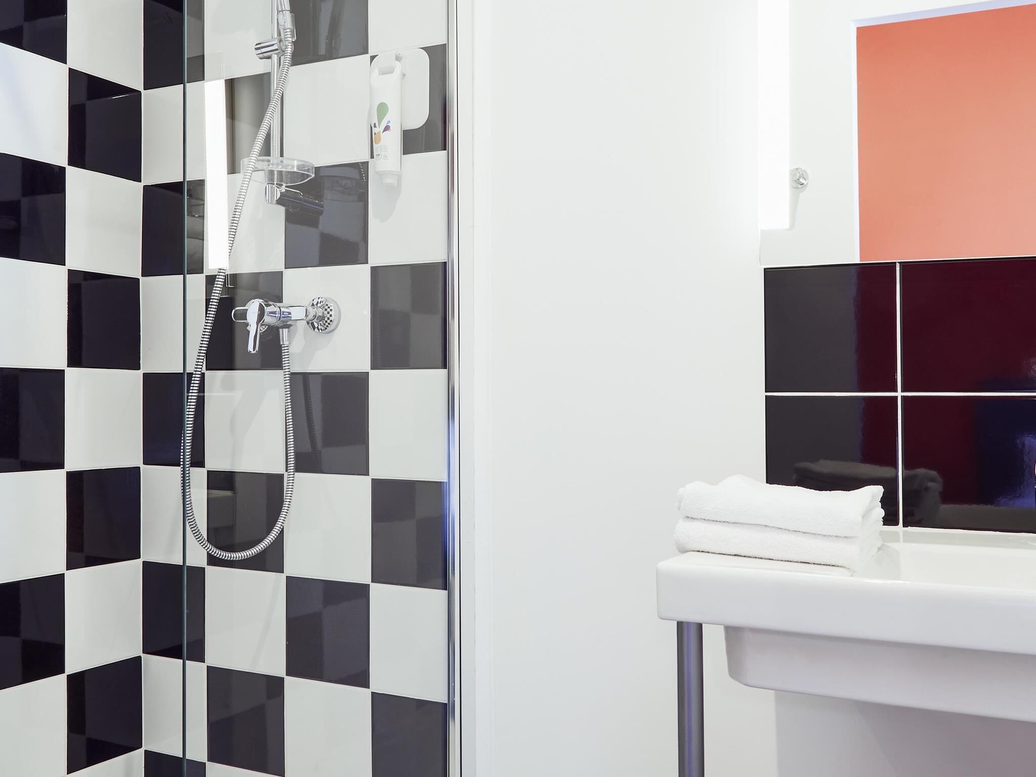 Standard Room, 1 Double Bed | Desk, soundproofing, iron/ironing board, free cots/infant beds