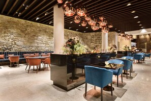 Bar (on property) - Aurea Museum by Eurostars Hotel Company (Lisbon)