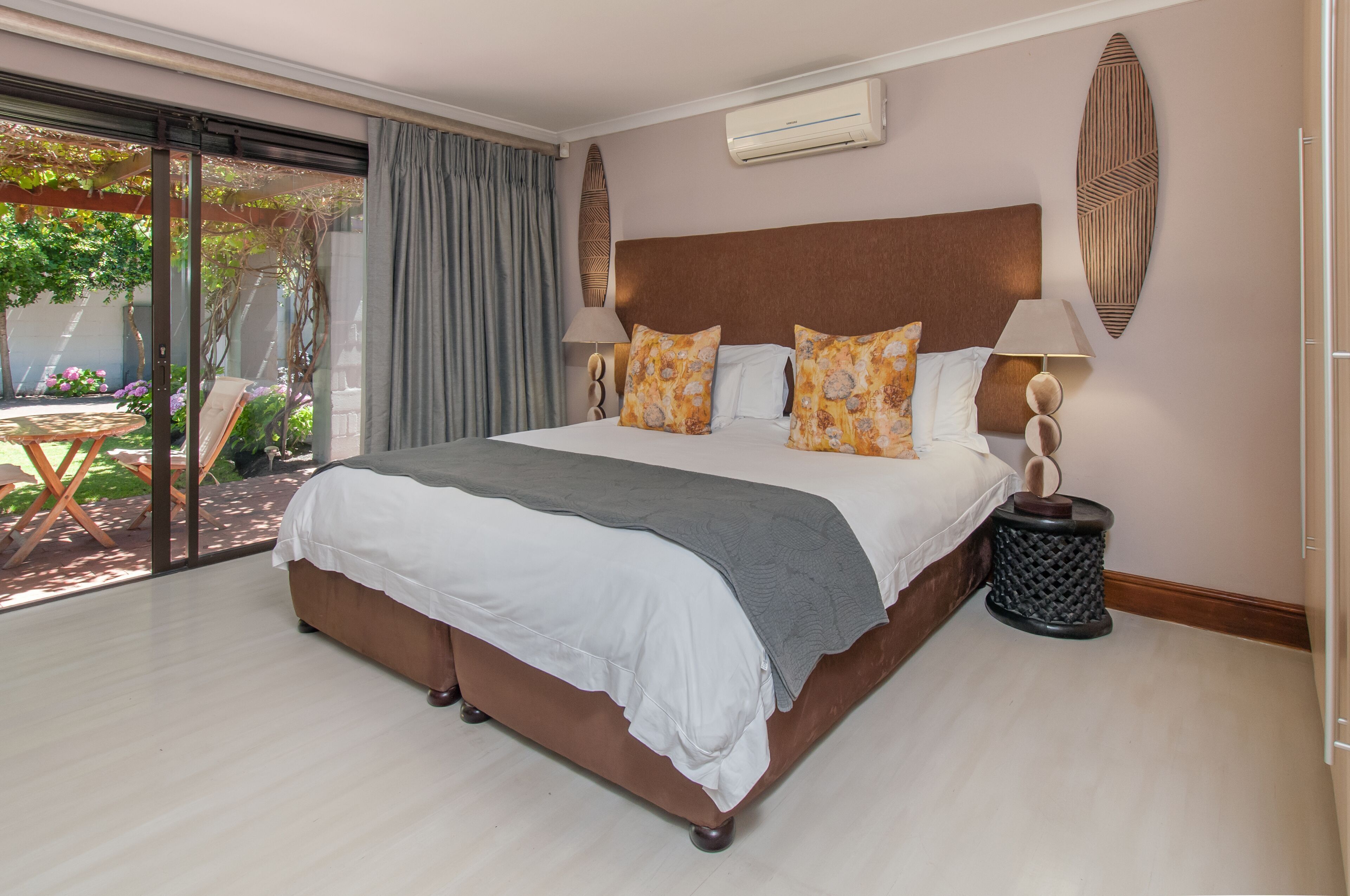 In-room safe, free WiFi, bed sheets