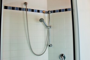 Ferienhaus, 3 Schlafzimmer | Dusche im Bad