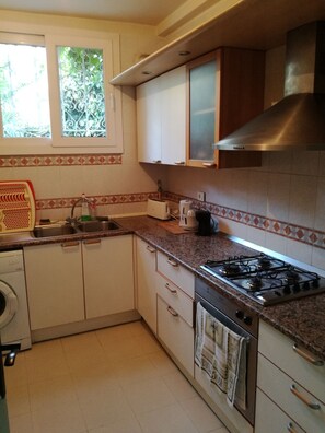 아파트, 침실 2개 (Au coeur de la Marsa) | 전용 주방 | 냉장고, 전자레인지, 오븐, 쿡탑