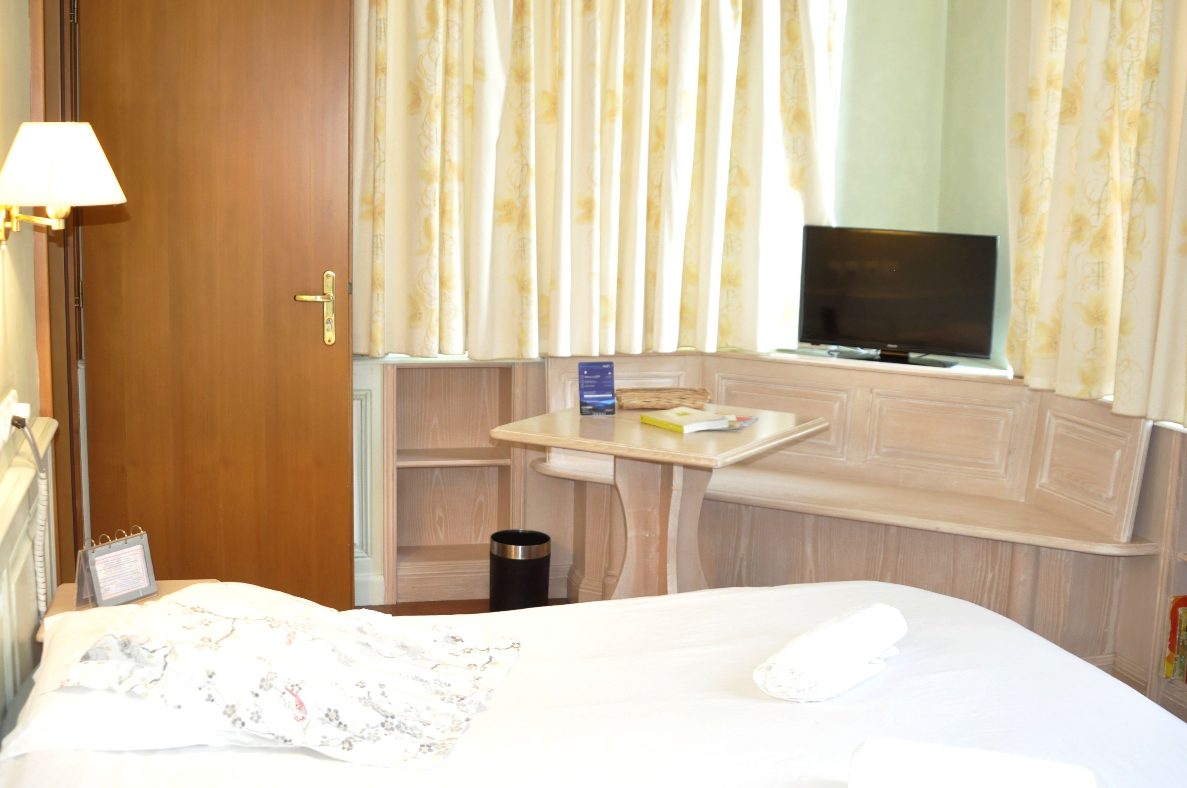 standard double room | minibar, blackout curtains, soundproofing, free cots/infant beds