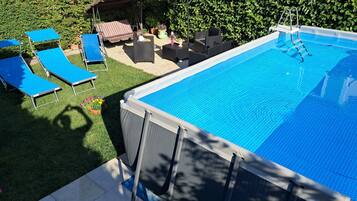 Appartement Familial, 1 chambre, vue jardin, dans les dépendances
