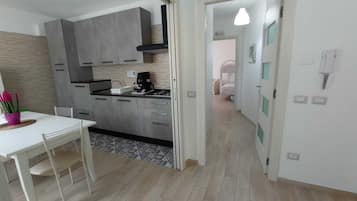Family Apartment, 1 Bedroom, Mountain View | Premium bedding, iron/ironing board, cribs/infant beds, free WiFi