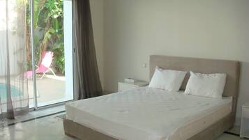 2 habitaciones, ropa de cama de alta calidad y cortinas blackout