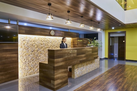 Check-in/check-out kiosk