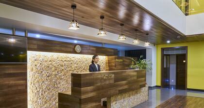 Hotel 3 Leaves Kolhapur
