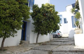 숙박 시설 정면