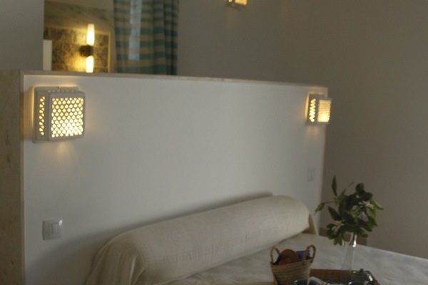 Comfort Room | Minibar, blackout drapes, iron/ironing board (on request), WiFi (free)