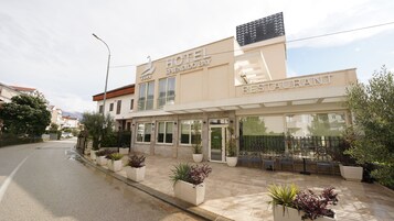 Fachada