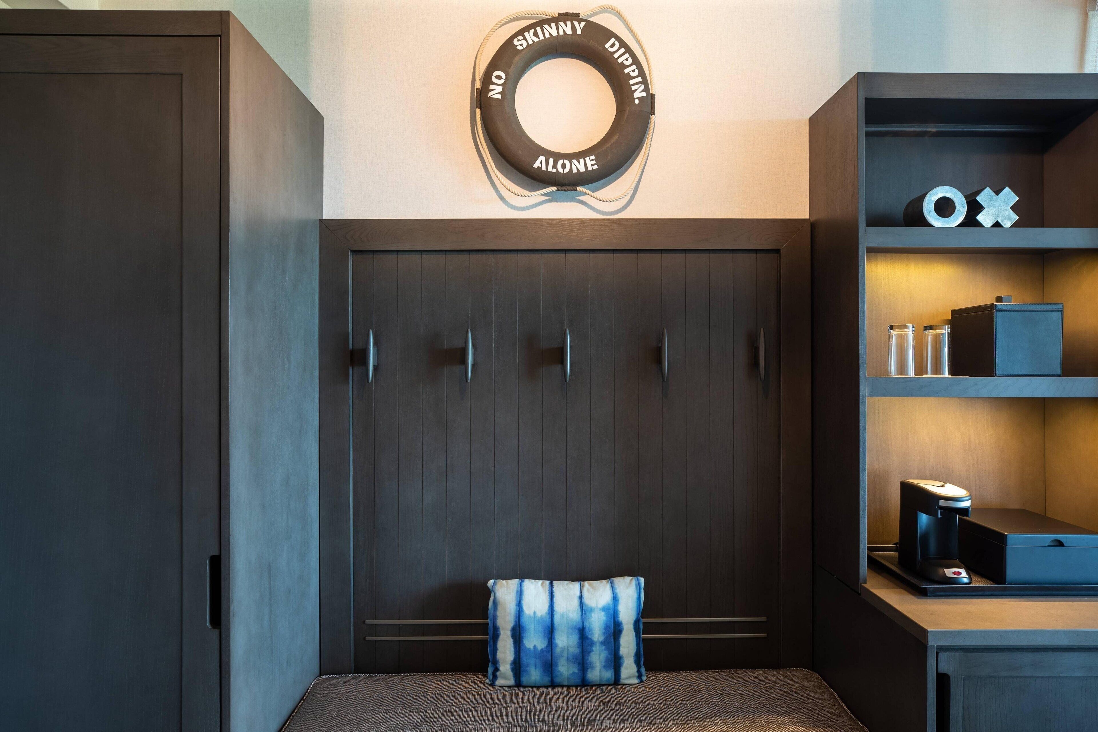 premium bedding, pillow-top beds, in-room safe, desk