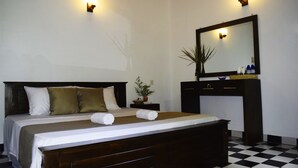 Triple Room with Balcony | 1 bedroom, desk, WiFi (free)