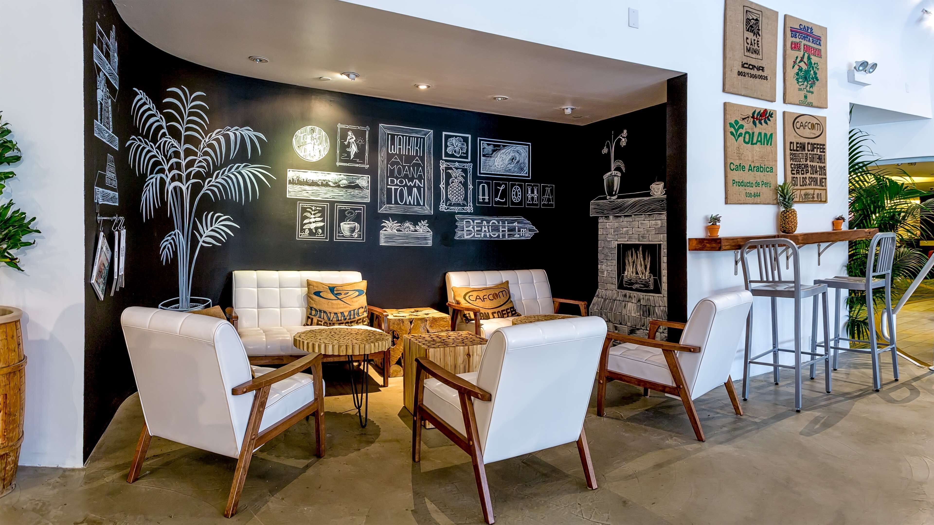 2 restaurants, breakfast served