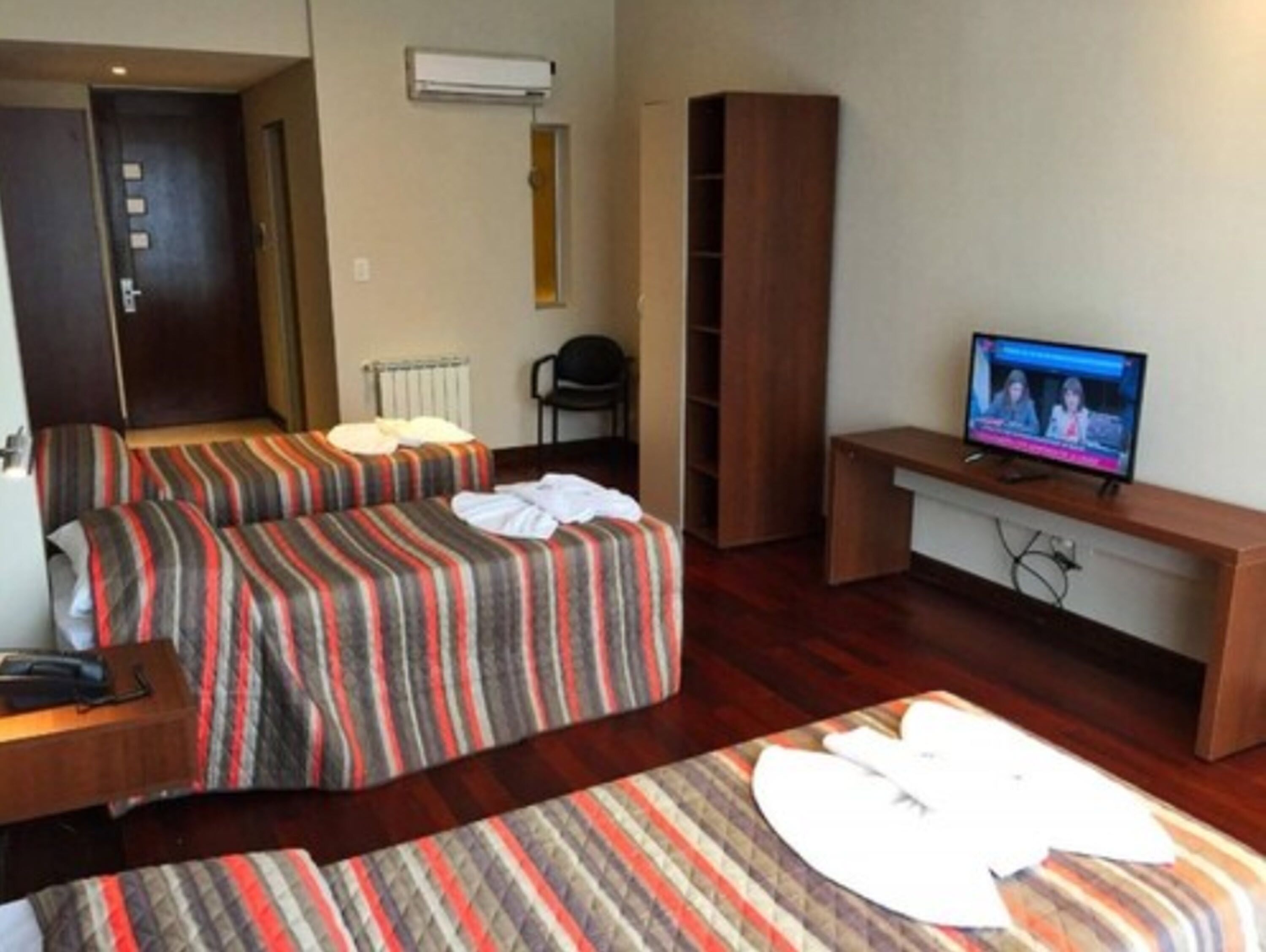 standard triple room | in-room safe, free wifi, bed sheets
